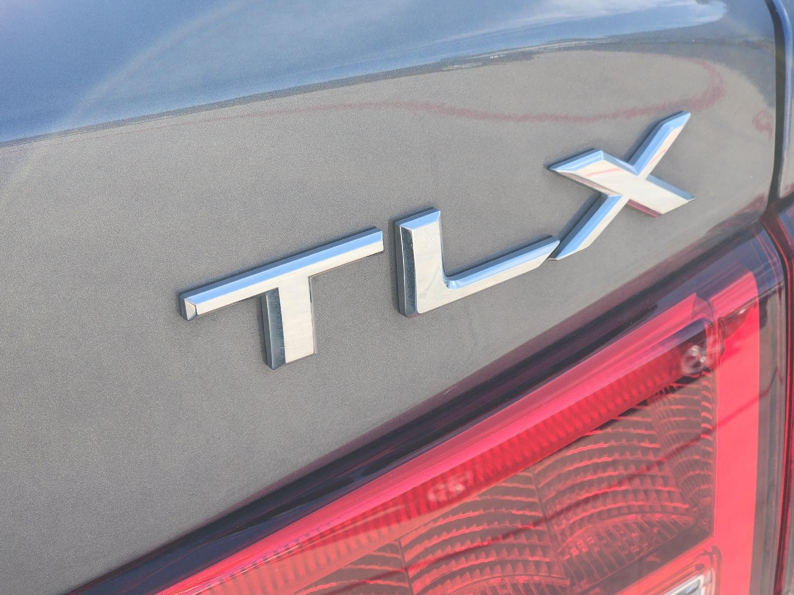 Used 2020 Acura TLX w/ Technology Package FWD image 12