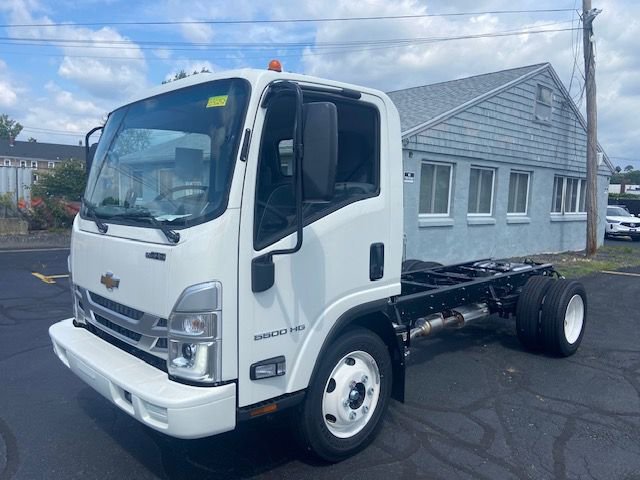 New 2025 Chevrolet Low Cab Forward 5500HG image 2