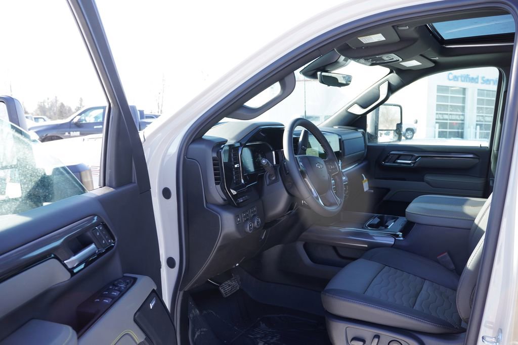 New 2026 Chevrolet Silverado 2500 ZR2 AWD/4WD image 11