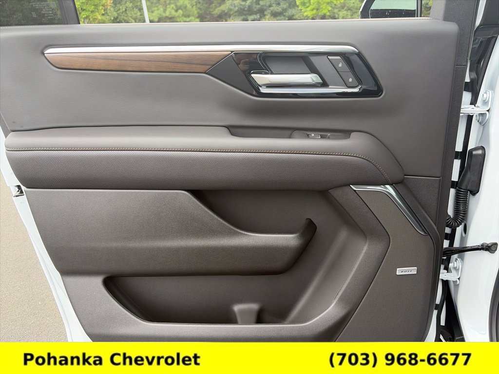 New 2026 Chevrolet Suburban High Country AWD/4WD image 29