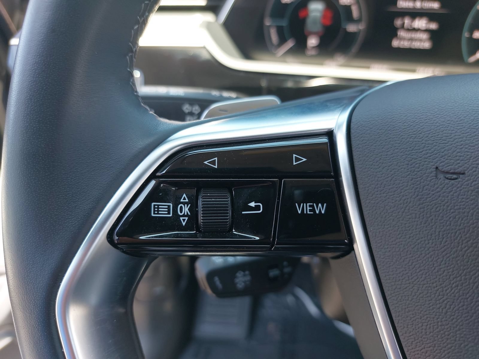 Used 2024 Audi Q8 e-tron Premium Plus w/ Prestige Package AWD/4WD image 17