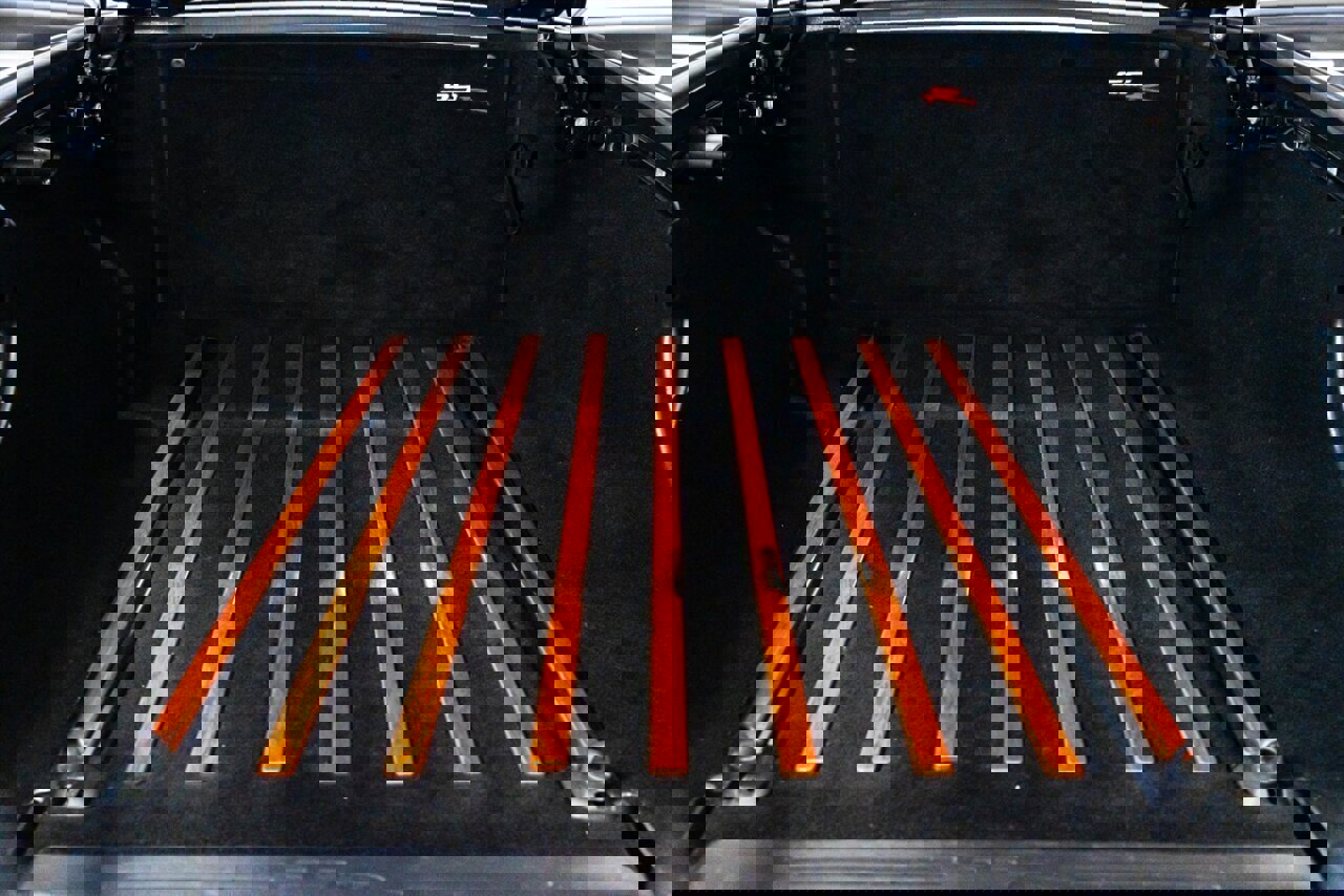 Used 2004 Chevrolet SSR w/ Preferred Equipment Group image 30