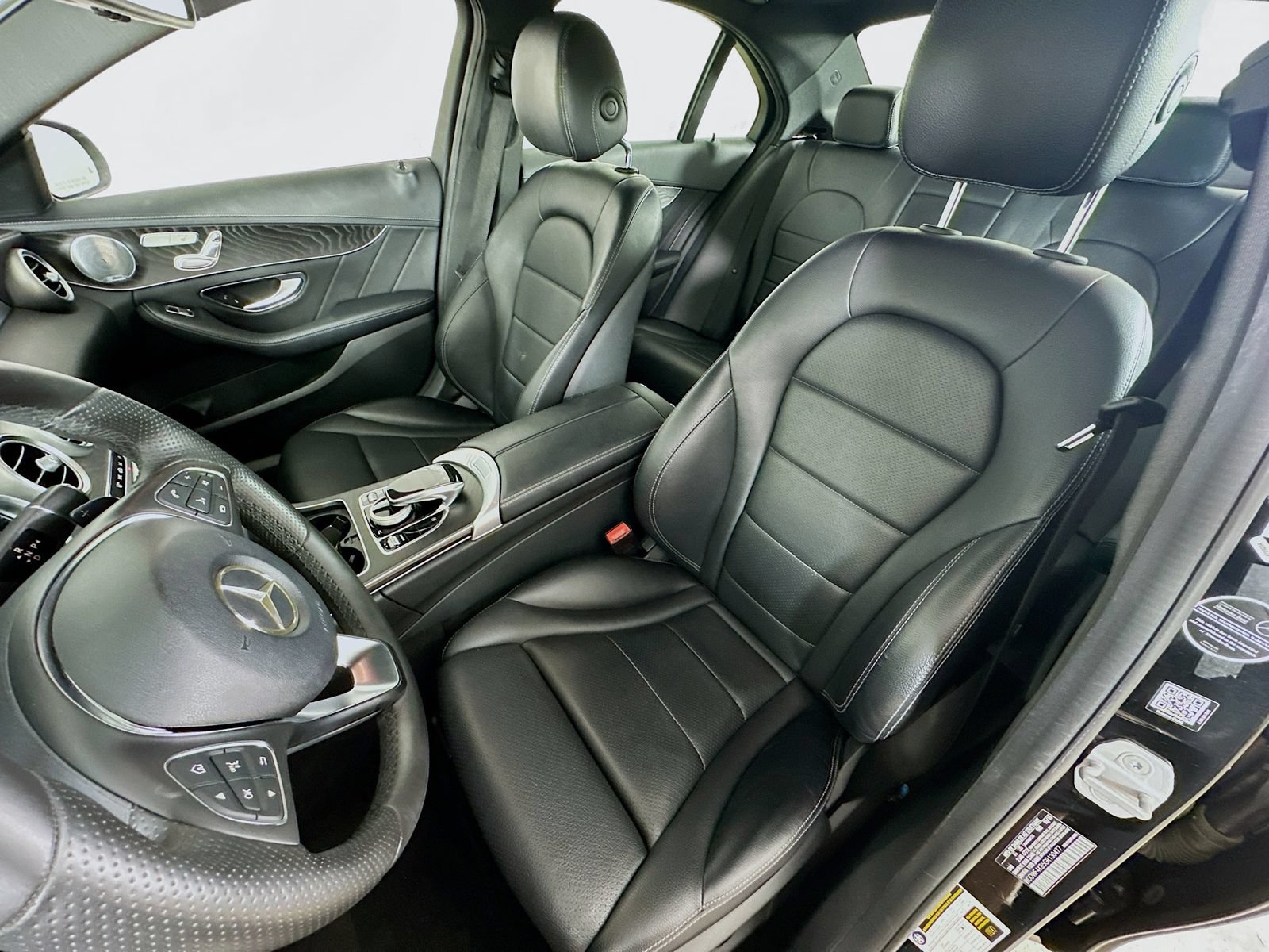 Used 2016 Mercedes-Benz C 300 4MATIC Sedan image 33