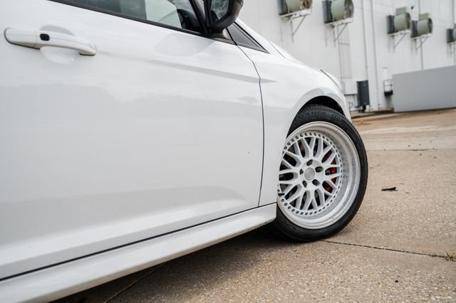 Used 2016 Ford Focus ST image 26
