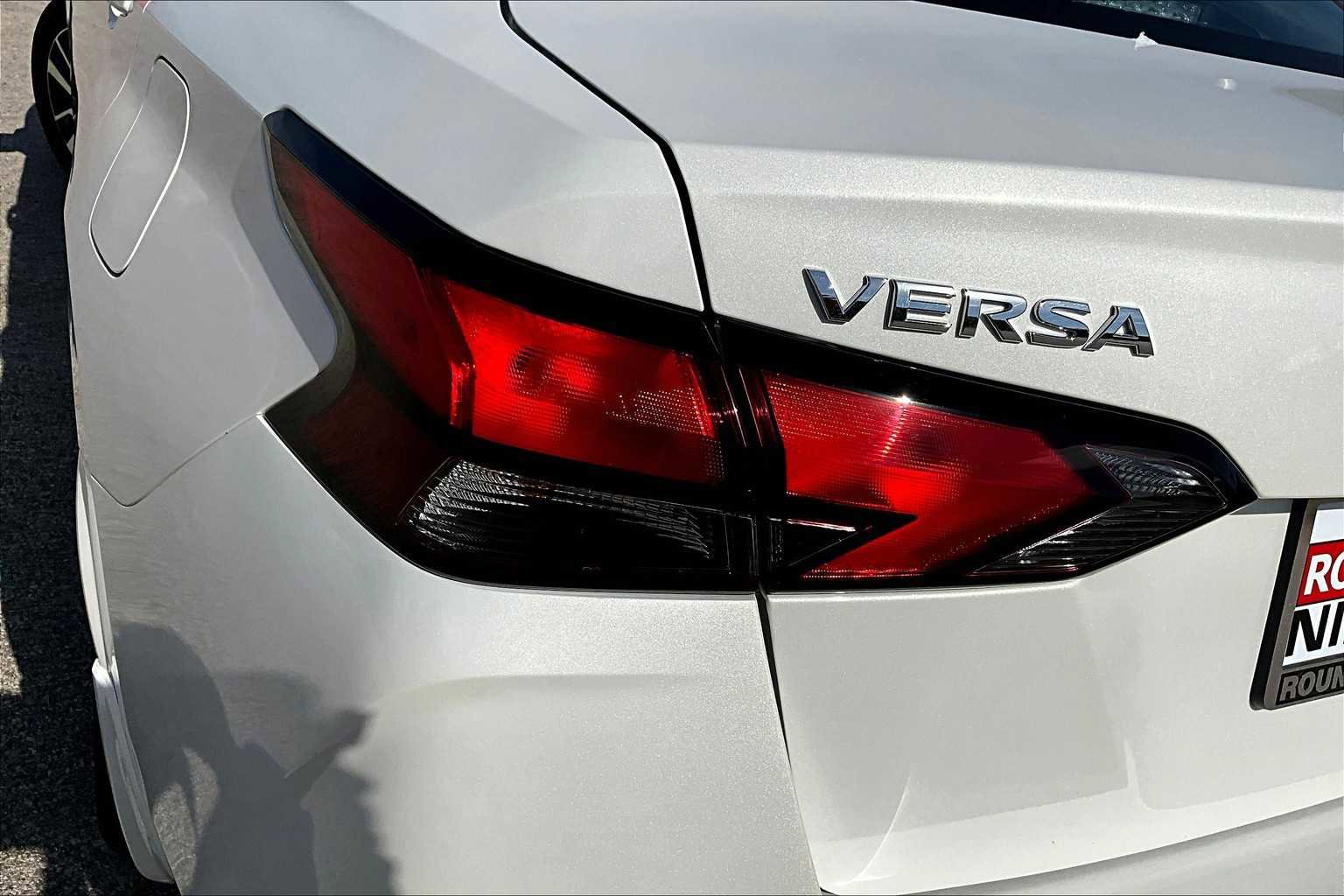 New 2025 Nissan Versa SV w/ Trunk Package image 12