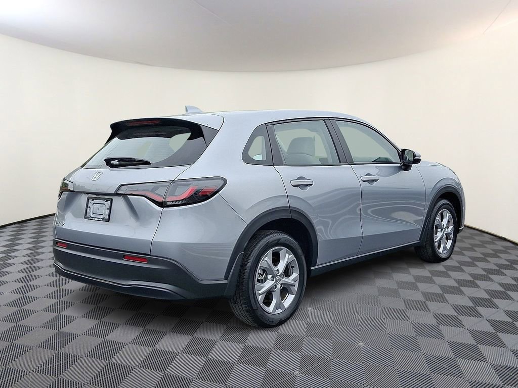 Used 2024 Honda HR-V LX image 9