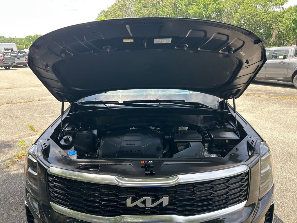 Used 2022 Kia Telluride SX w/ SX Prestige Package AWD/4WD image 13