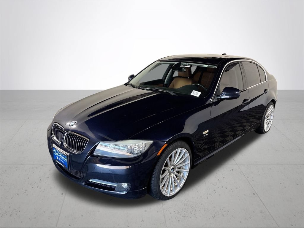 Used 2010 BMW 335i xDrive Sedan AWD/4WD image 2