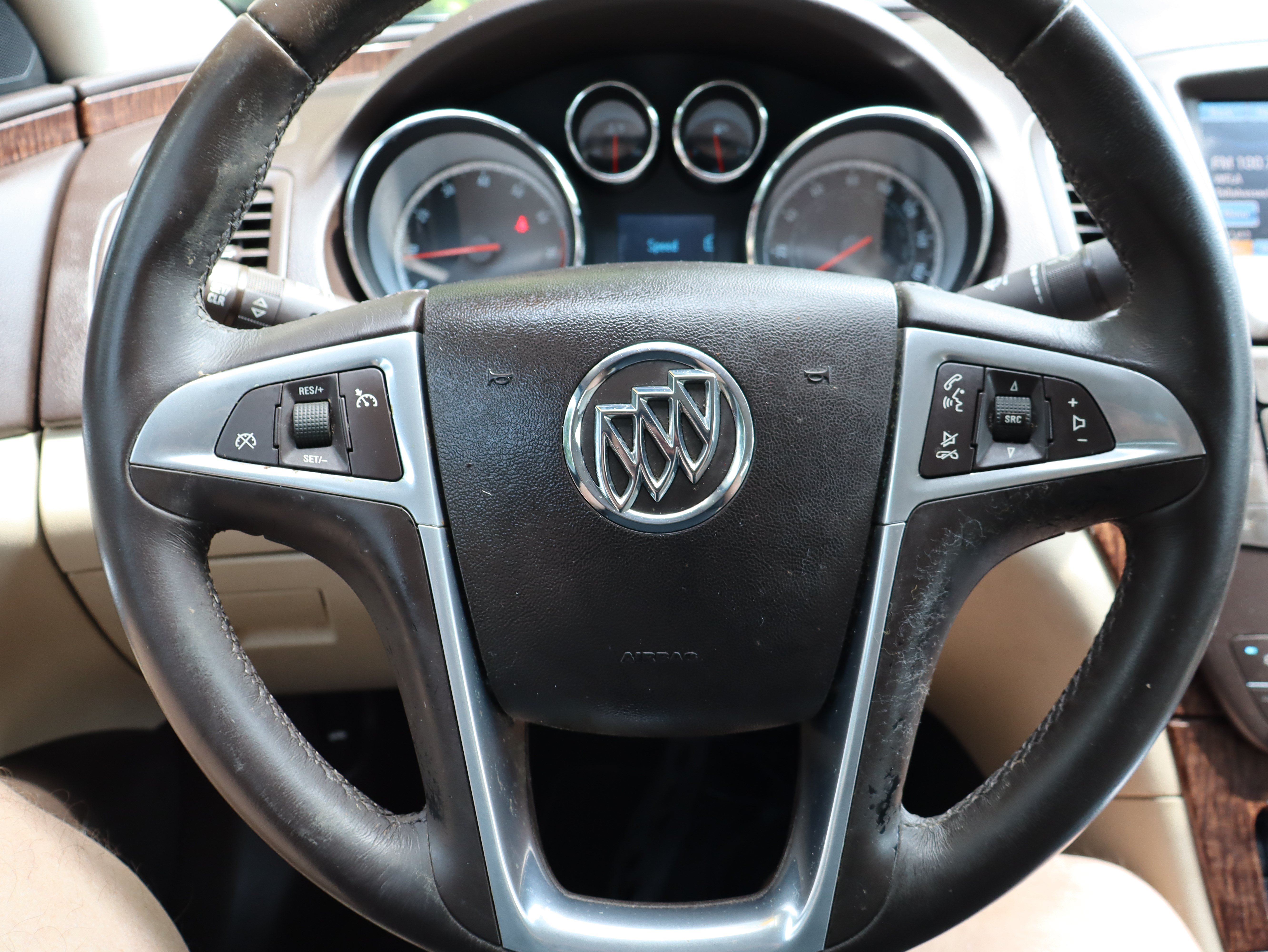 Used 2012 Buick Regal Premium FWD image 27