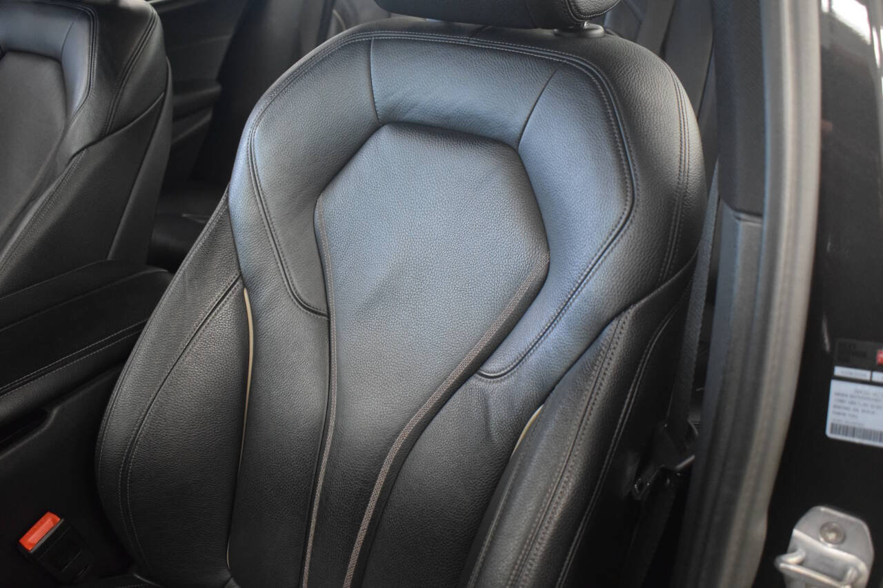 Used 2018 BMW 540i RWD image 61