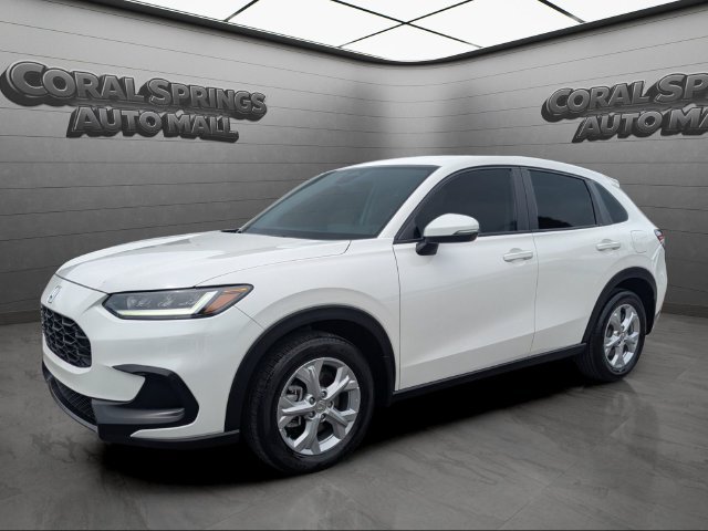Certified 2025 Honda HR-V LX image 3