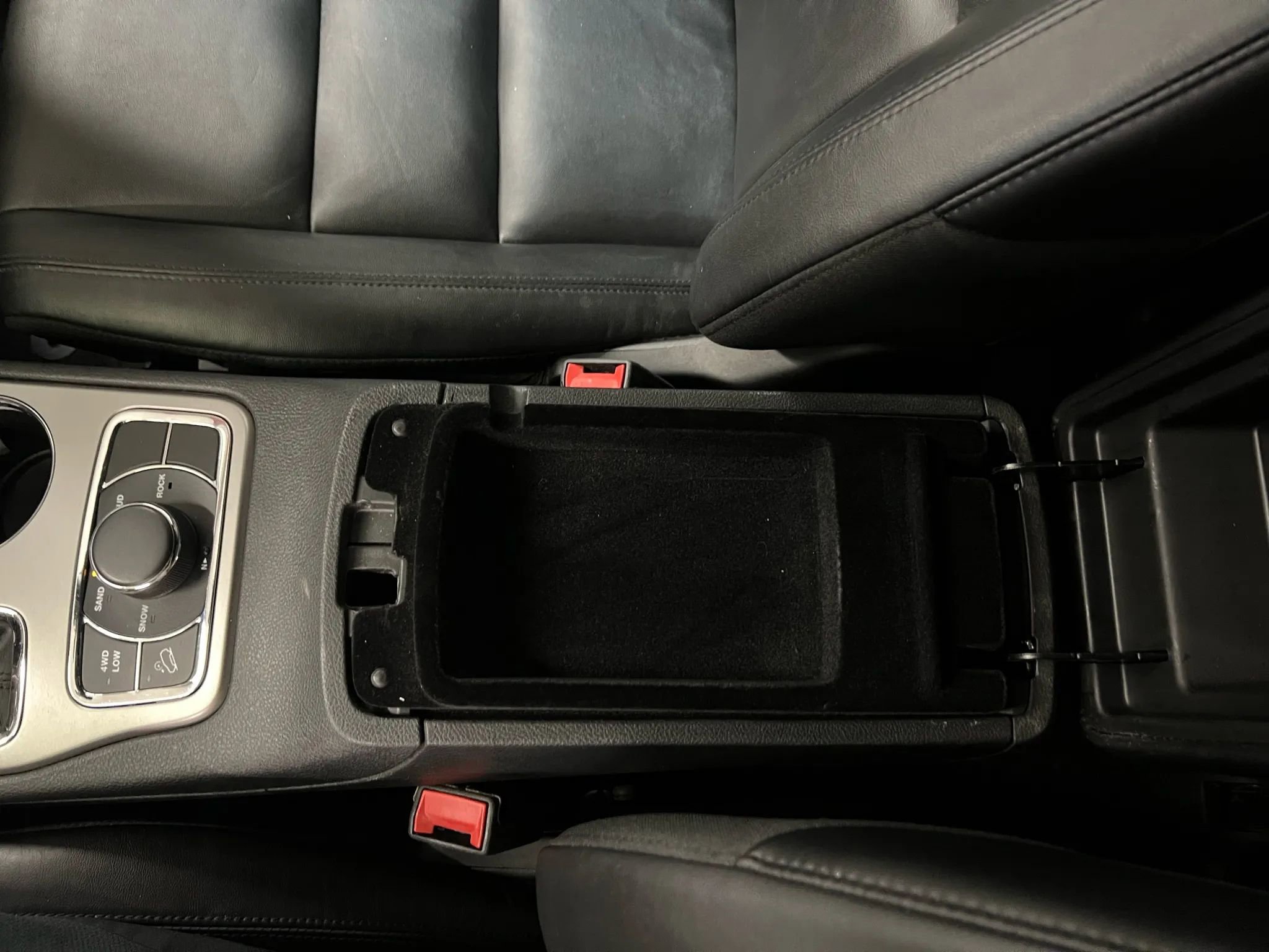 Used 2019 Jeep Grand Cherokee Limited image 25