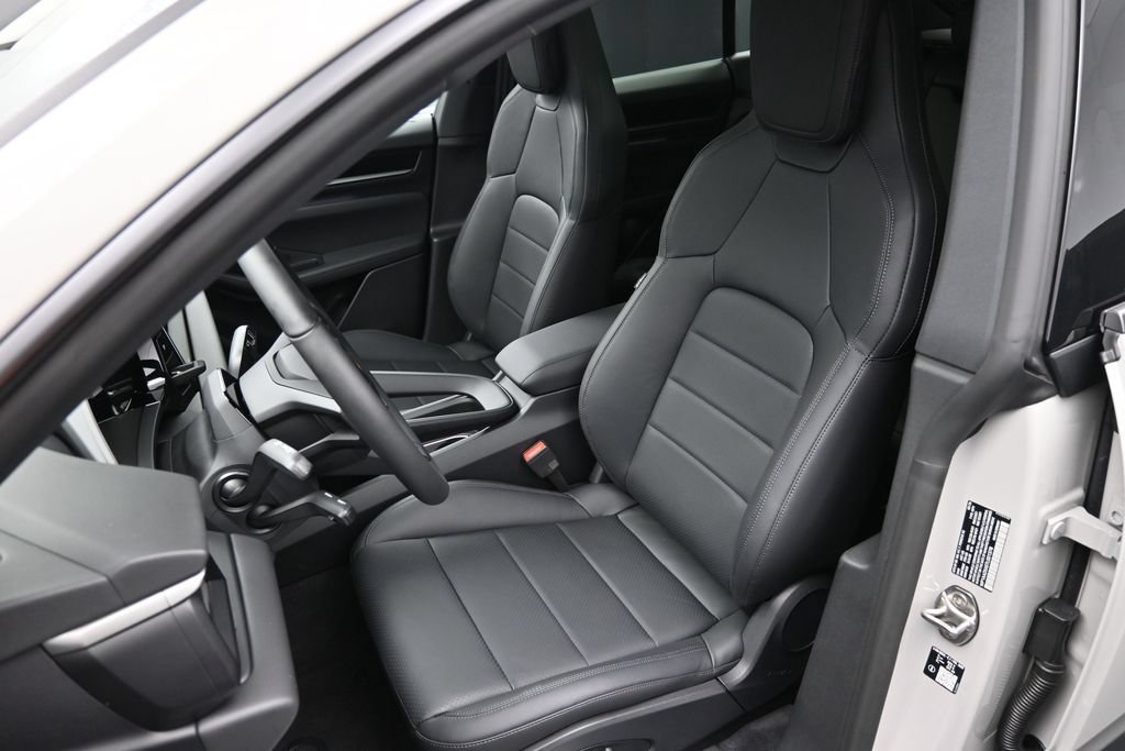 New 2026 Porsche Macan 4 Electric AWD/4WD image 11