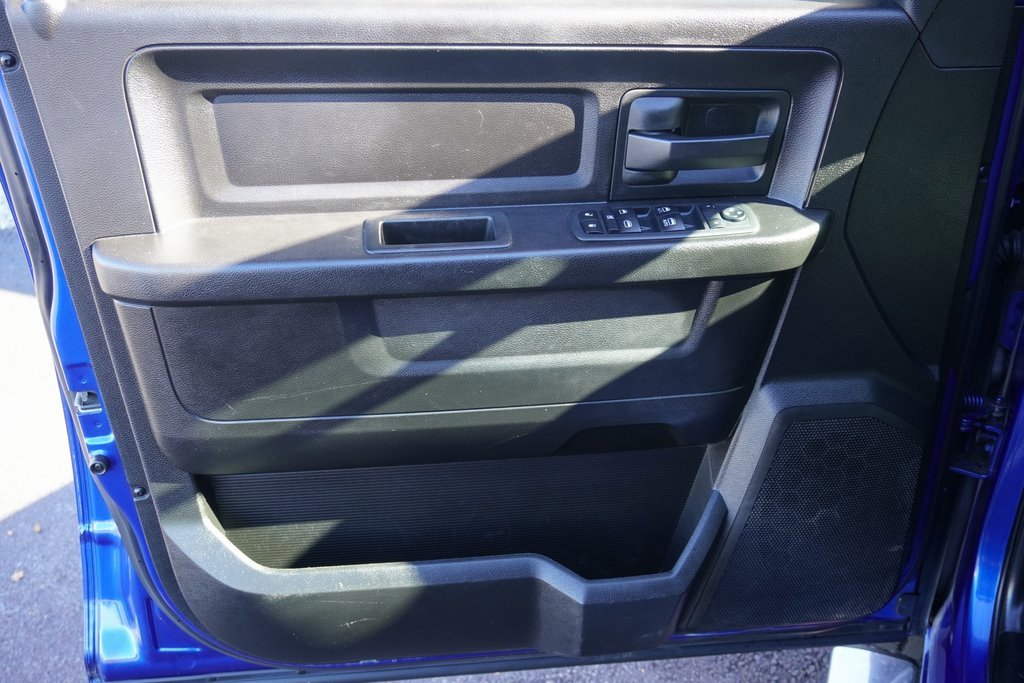 Used 2019 RAM 1500 Express w/ Express Value Package image 8