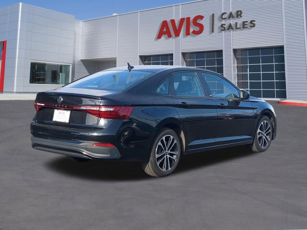 Used 2025 Volkswagen Jetta Sport image 6