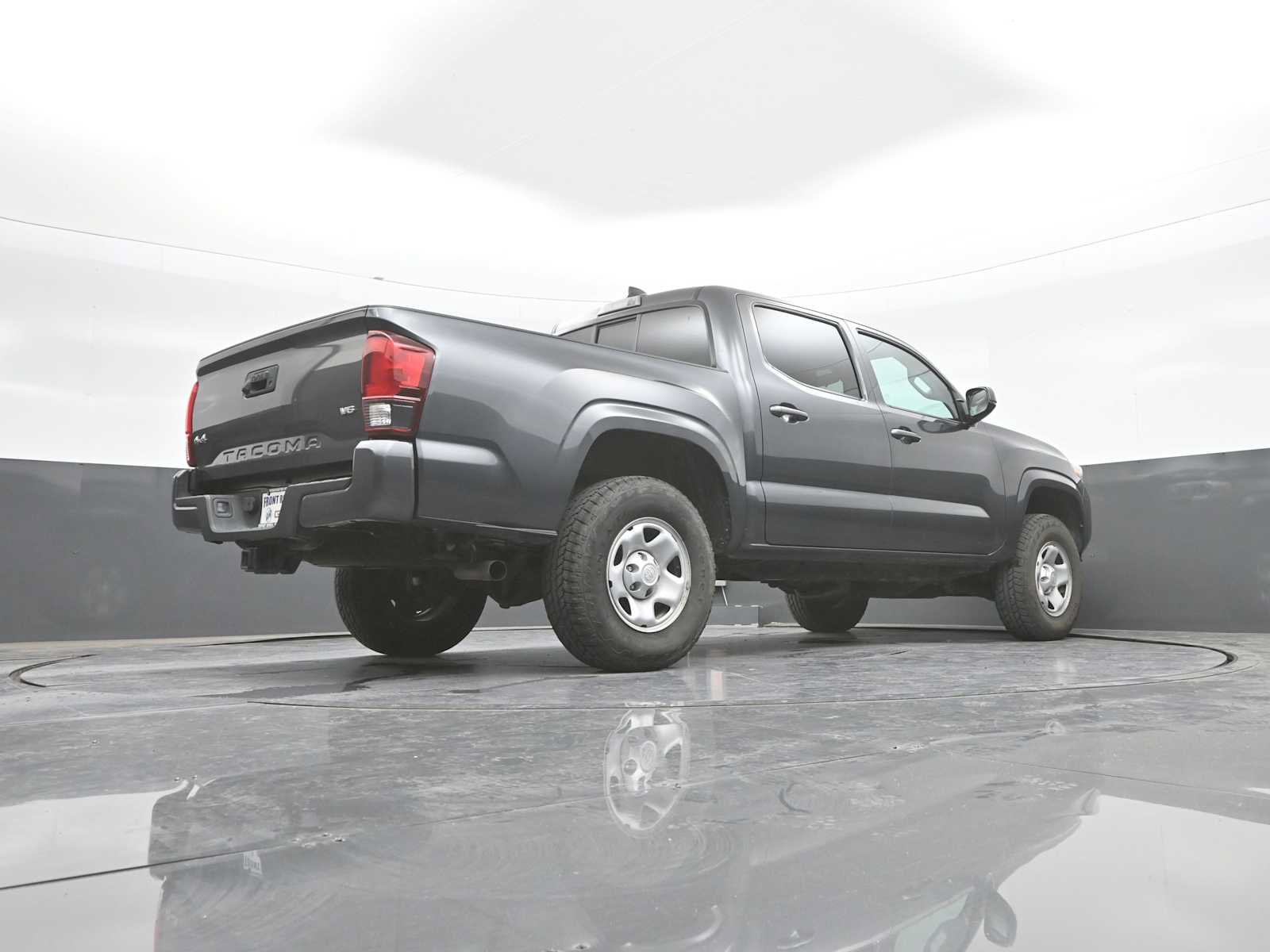 Used 2022 Toyota Tacoma SR AWD/4WD image 48