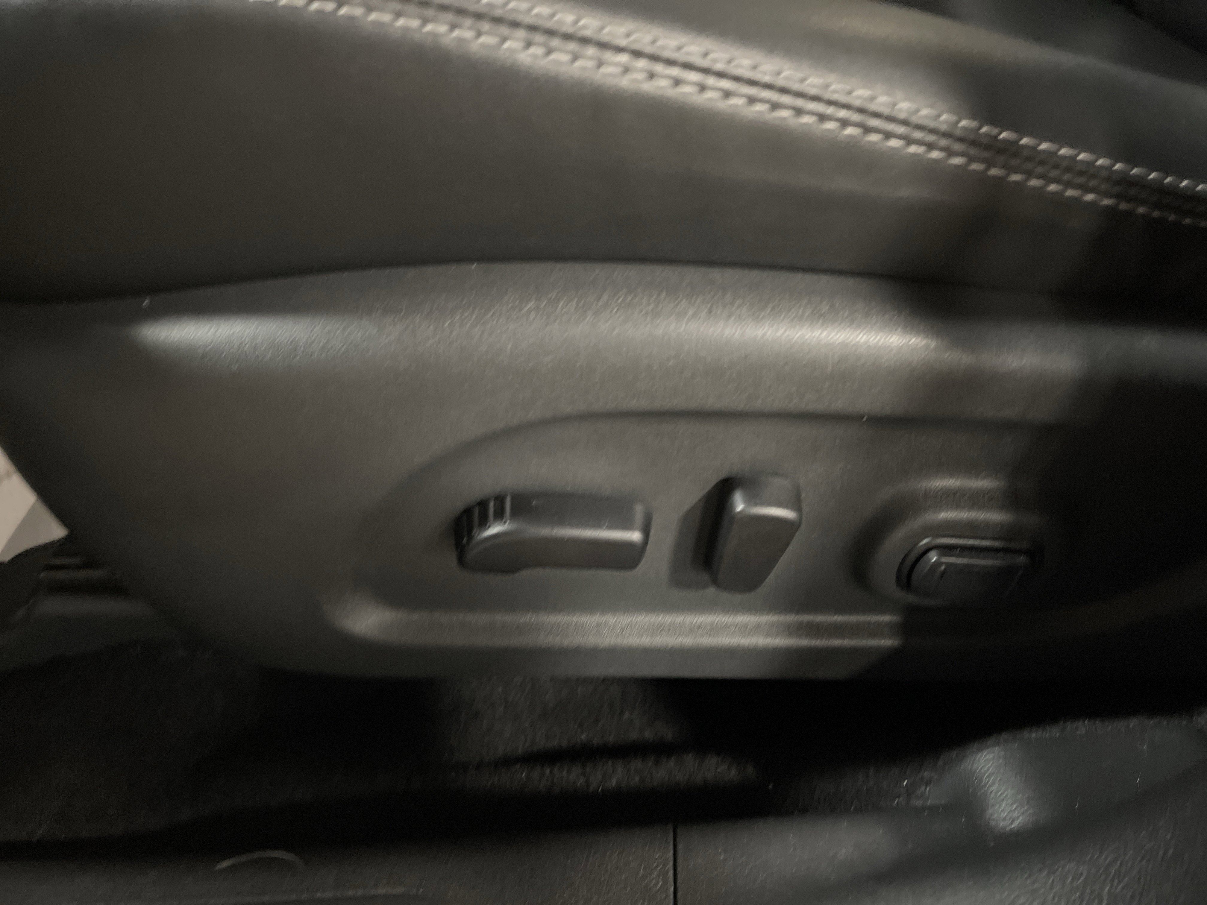 Used 2023 Nissan Murano SV image 10