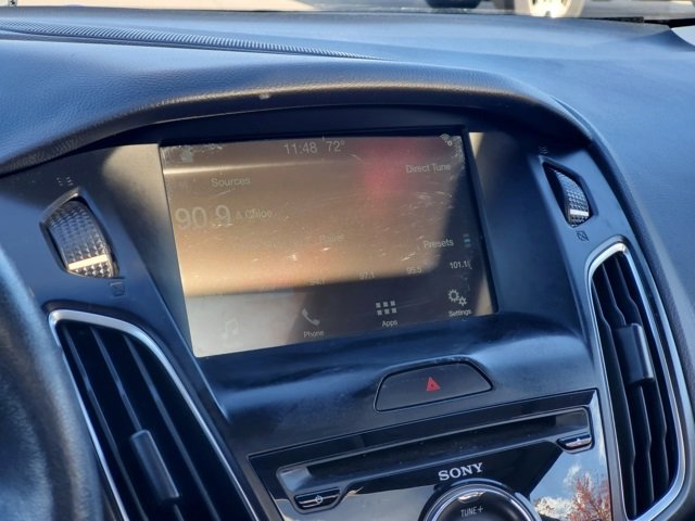 Used 2018 Ford Focus SEL w/ Cold Weather Package image 17