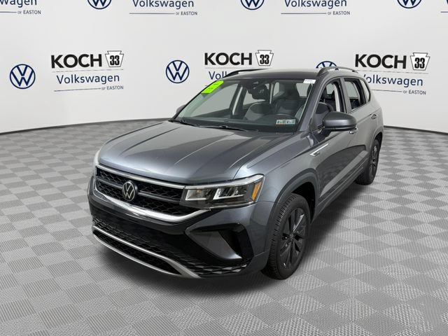 Used 2023 Volkswagen Taos S w/ Driver Assistance Package FWD image 3