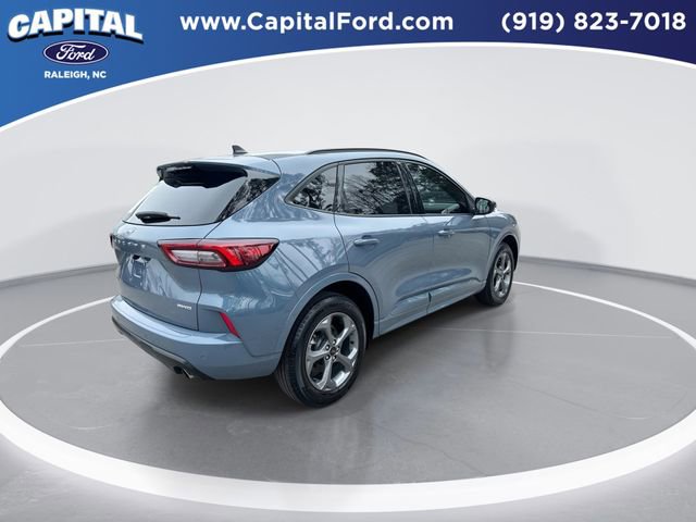 Certified 2024 Ford Escape ST-Line w/ Tech Pack #1 image 8