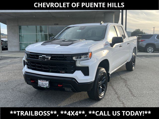 Used 2024 Chevrolet Silverado 1500 LT Trail Boss AWD/4WD image 1