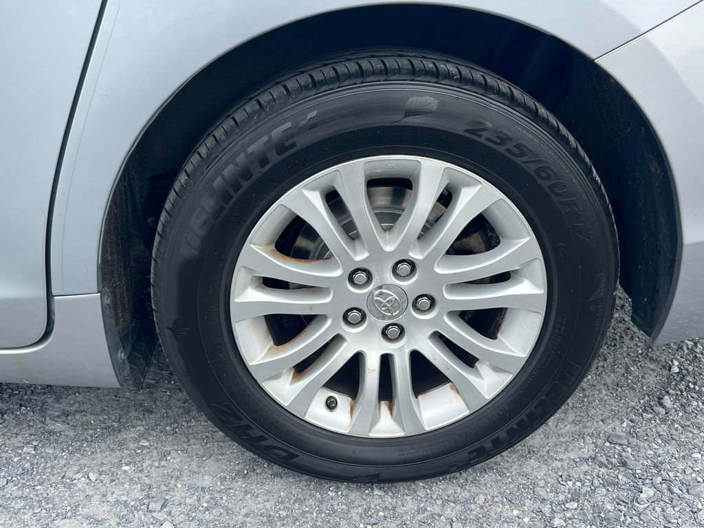 Used 2014 Toyota Sienna XLE FWD image 20