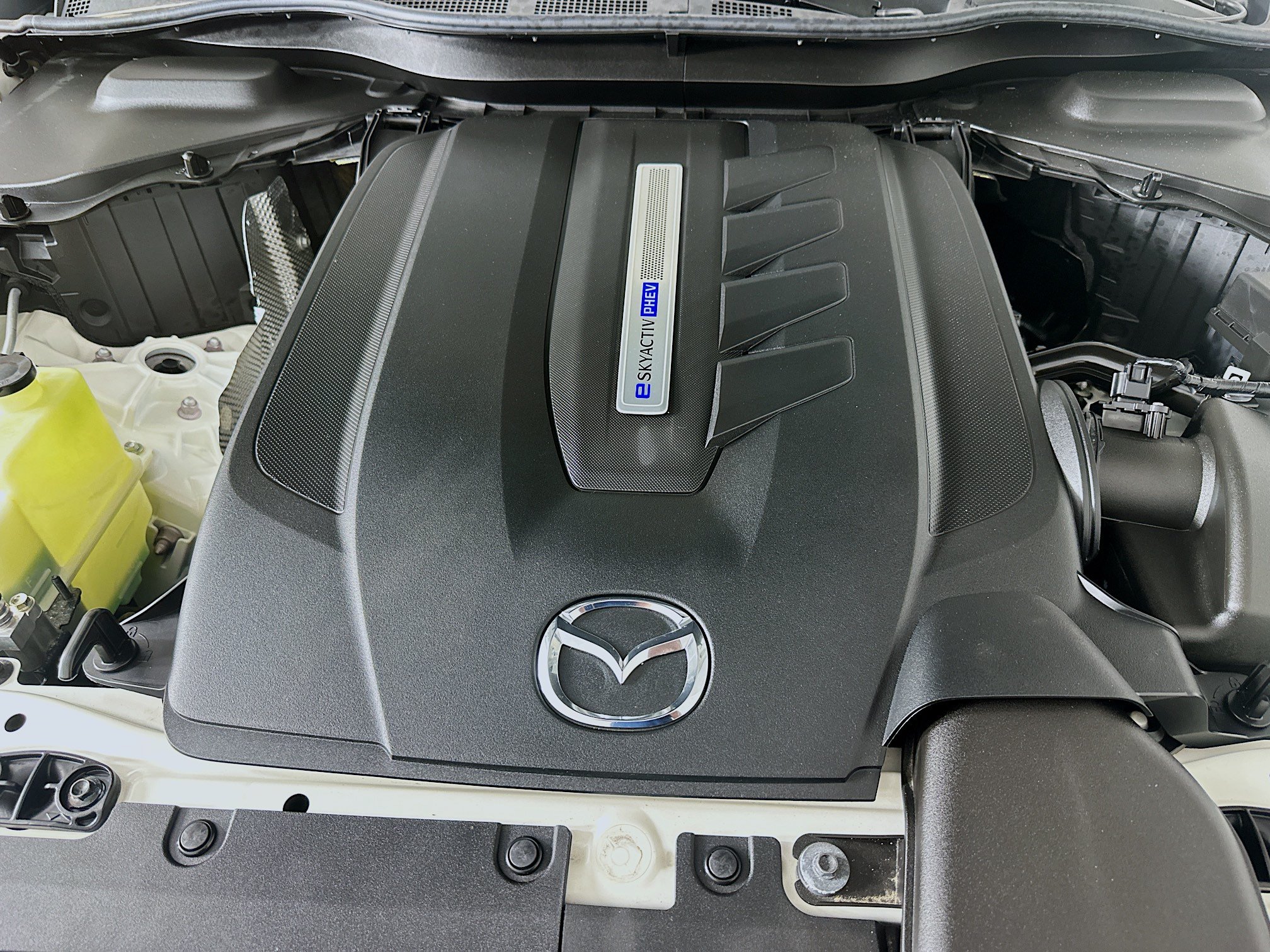 Used 2024 MAZDA CX-90 Plug-In Hybrid w/ Preferred AWD/4WD image 35