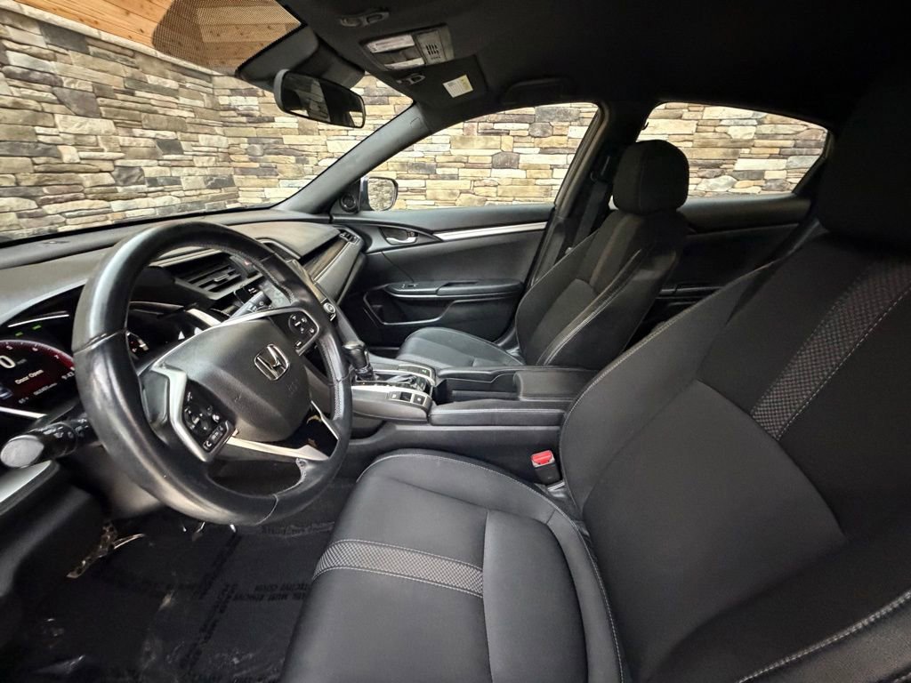 Used 2019 Honda Civic Sport image 11