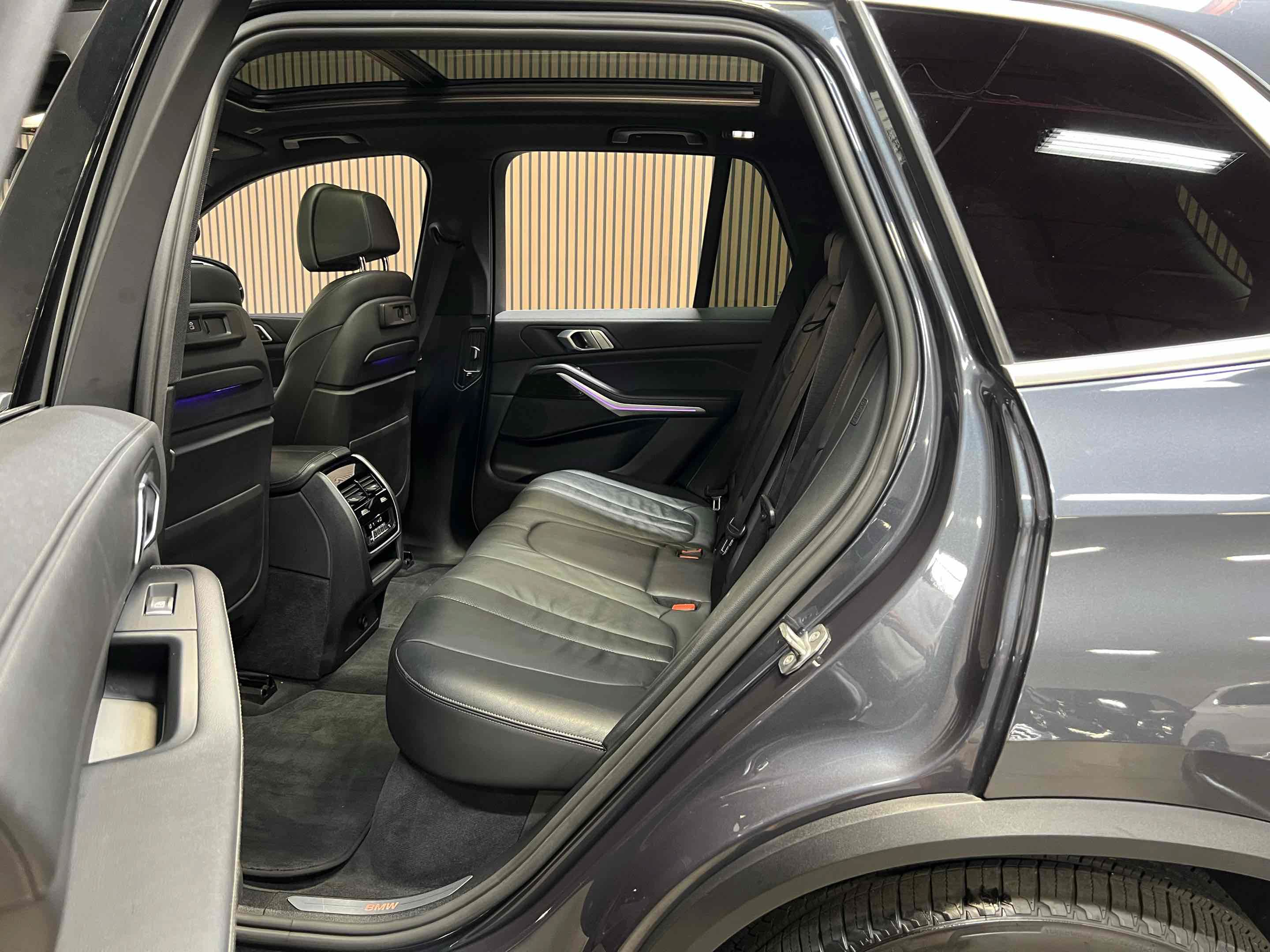Used 2020 BMW X5 sDrive40i w/ Premium Package RWD image 5