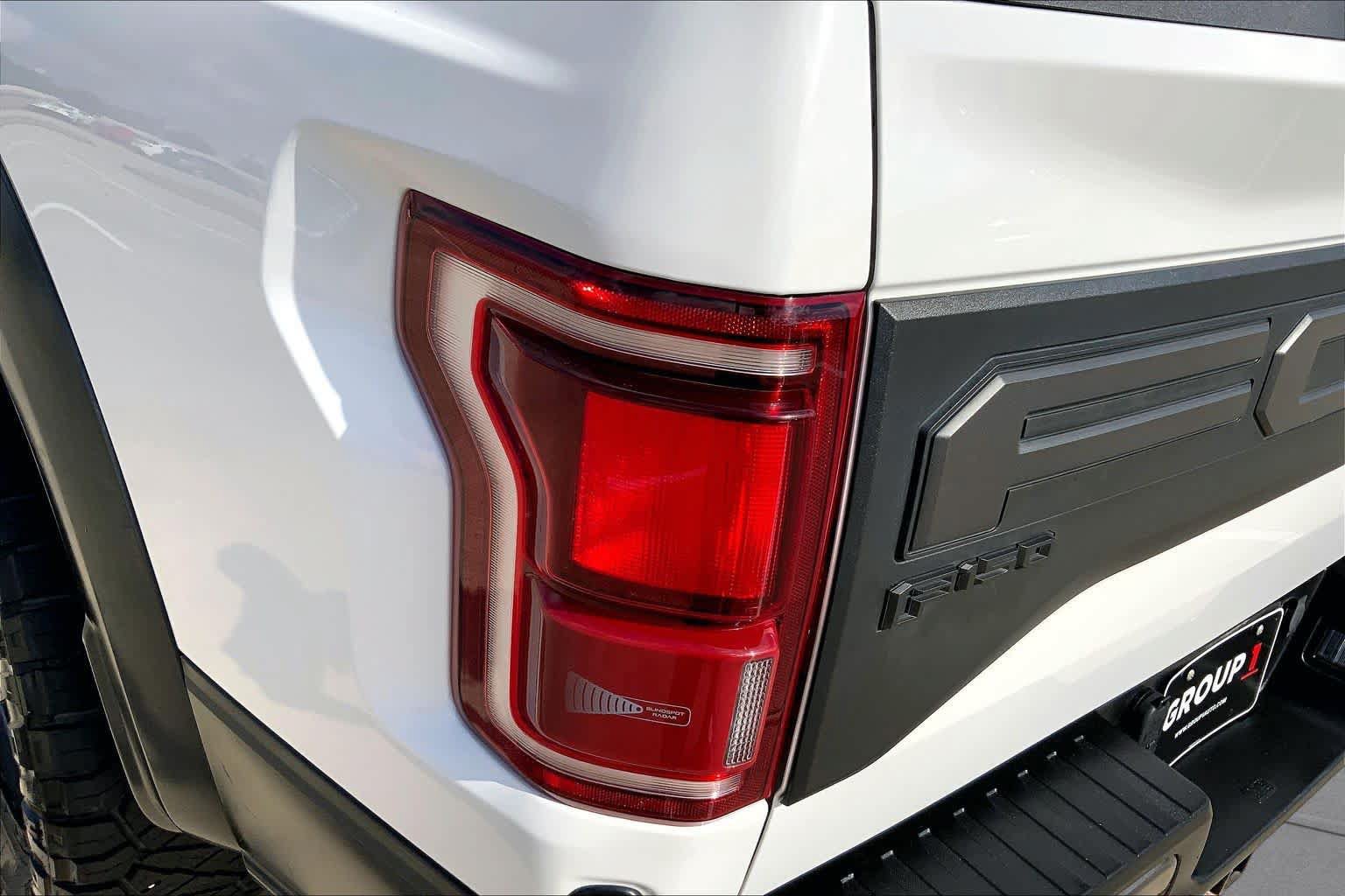 Used 2019 Ford F150 Raptor w/ Equipment Group 802A Luxury AWD/4WD image 28