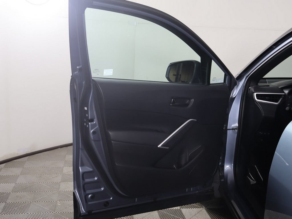Used 2024 Toyota Corolla Cross AWD Hybrid image 20