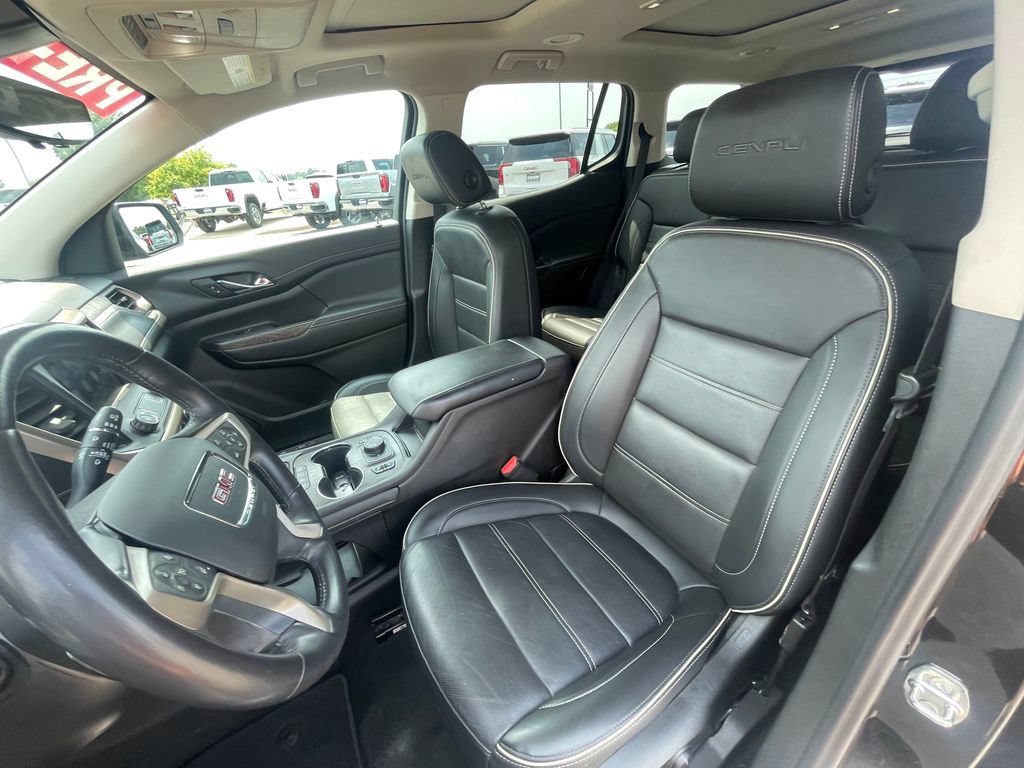 Used 2022 GMC Acadia Denali w/ Denali Ultimate Package FWD image 20