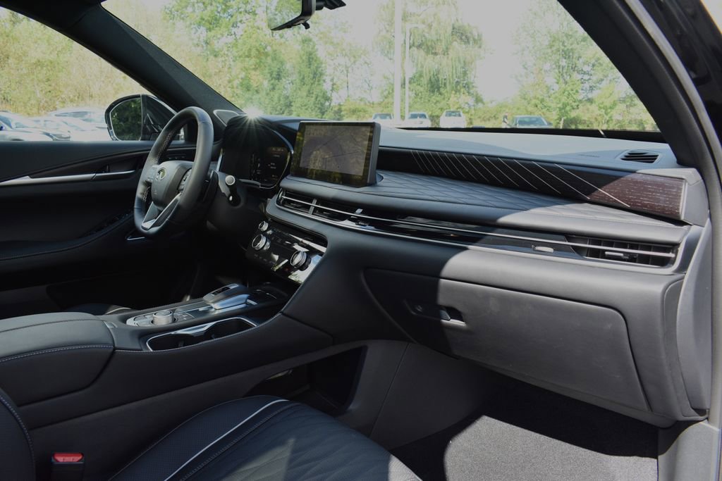 New 2026 INFINITI QX60 Autograph w/ Dark Cargo Package image 15