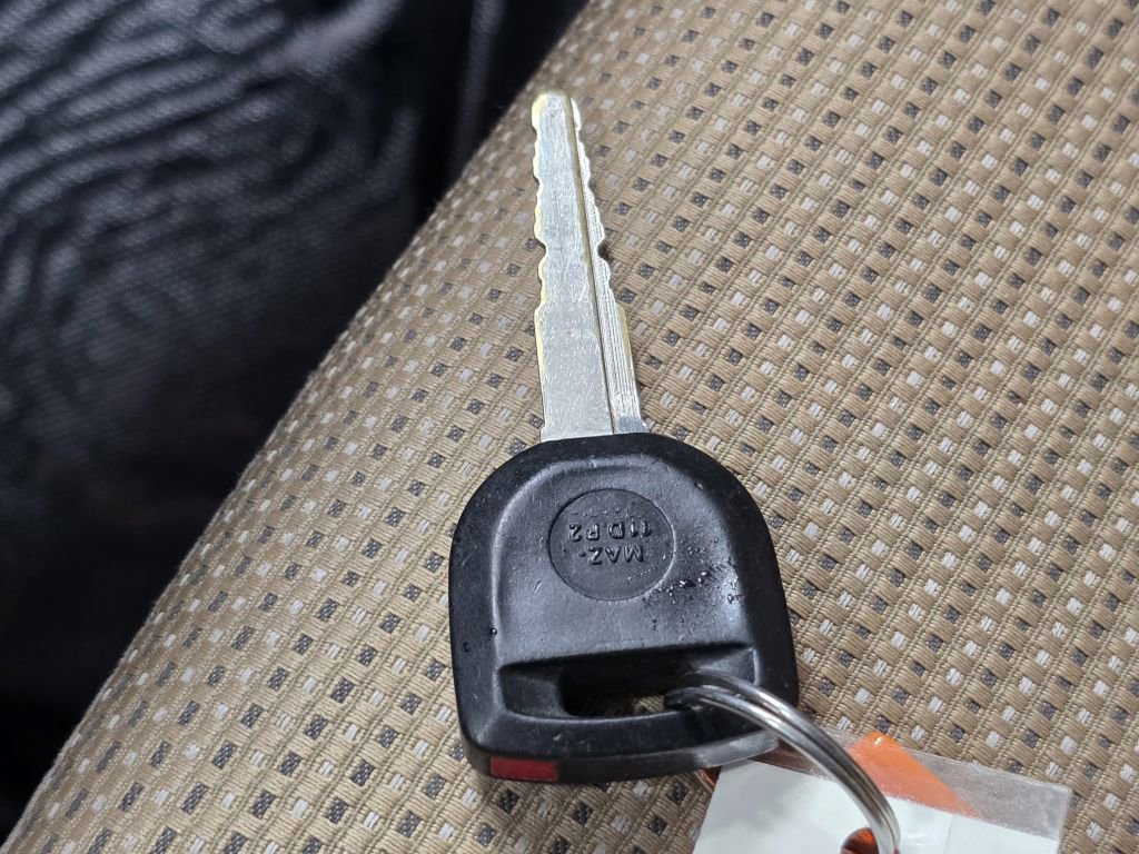 Used 2013 MAZDA MAZDA3 i Touring image 32