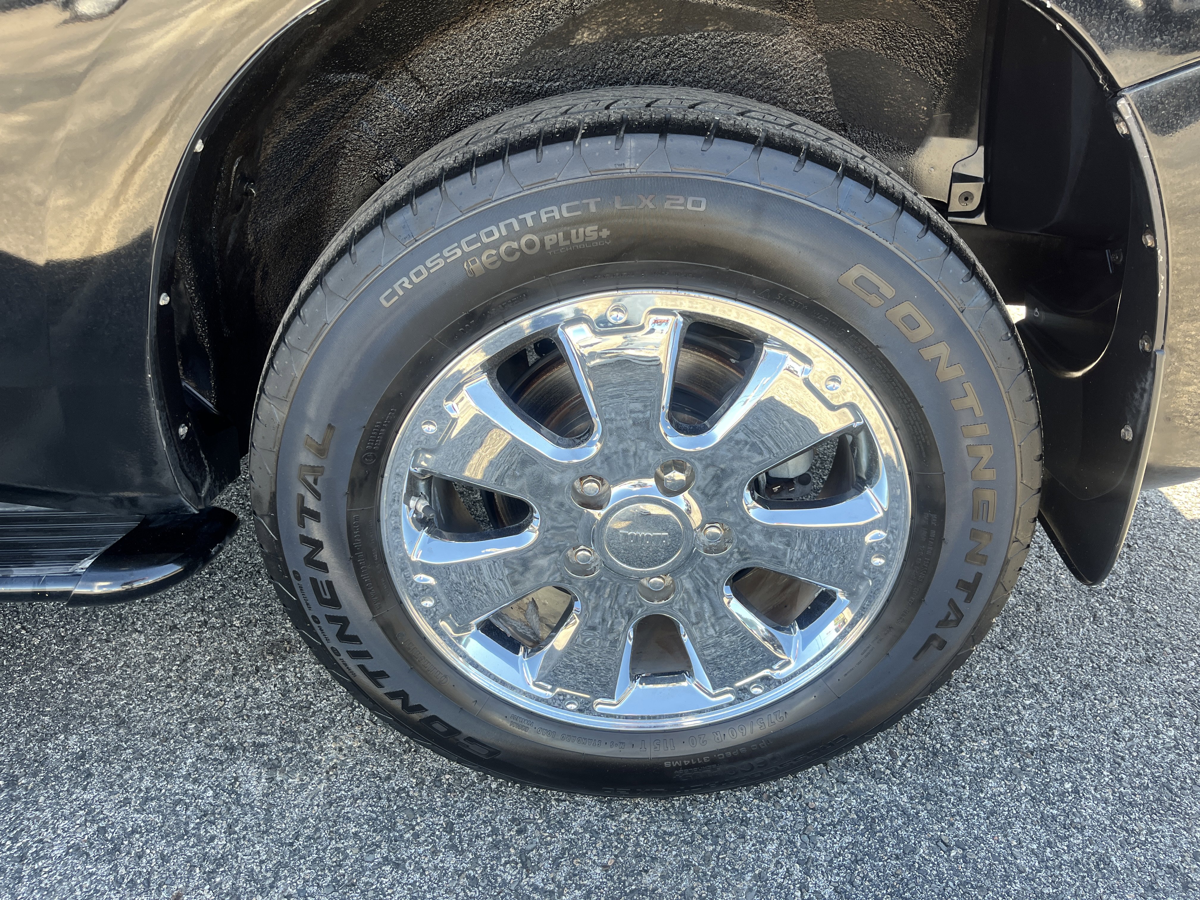 Used 2008 Toyota Sequoia SR5 image 8