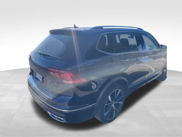 Used 2022 Volkswagen Tiguan SEL R-Line image 9