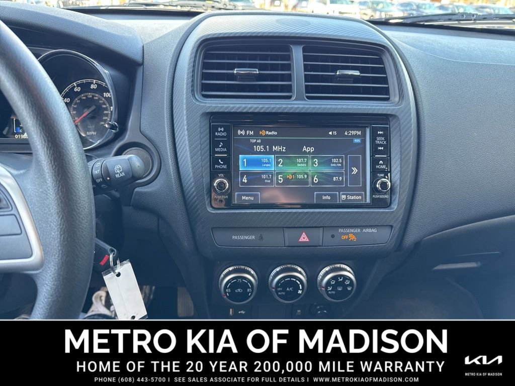 Used 2025 Mitsubishi Outlander Sport ES image 19