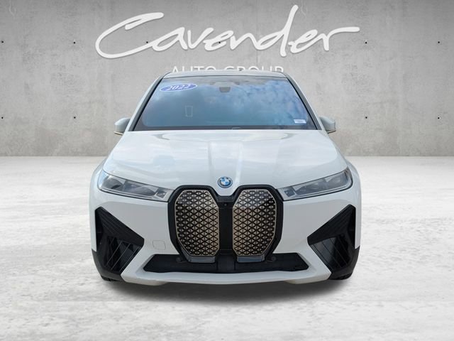 Used 2022 BMW iX xDrive50 w/ Premium Package image 18