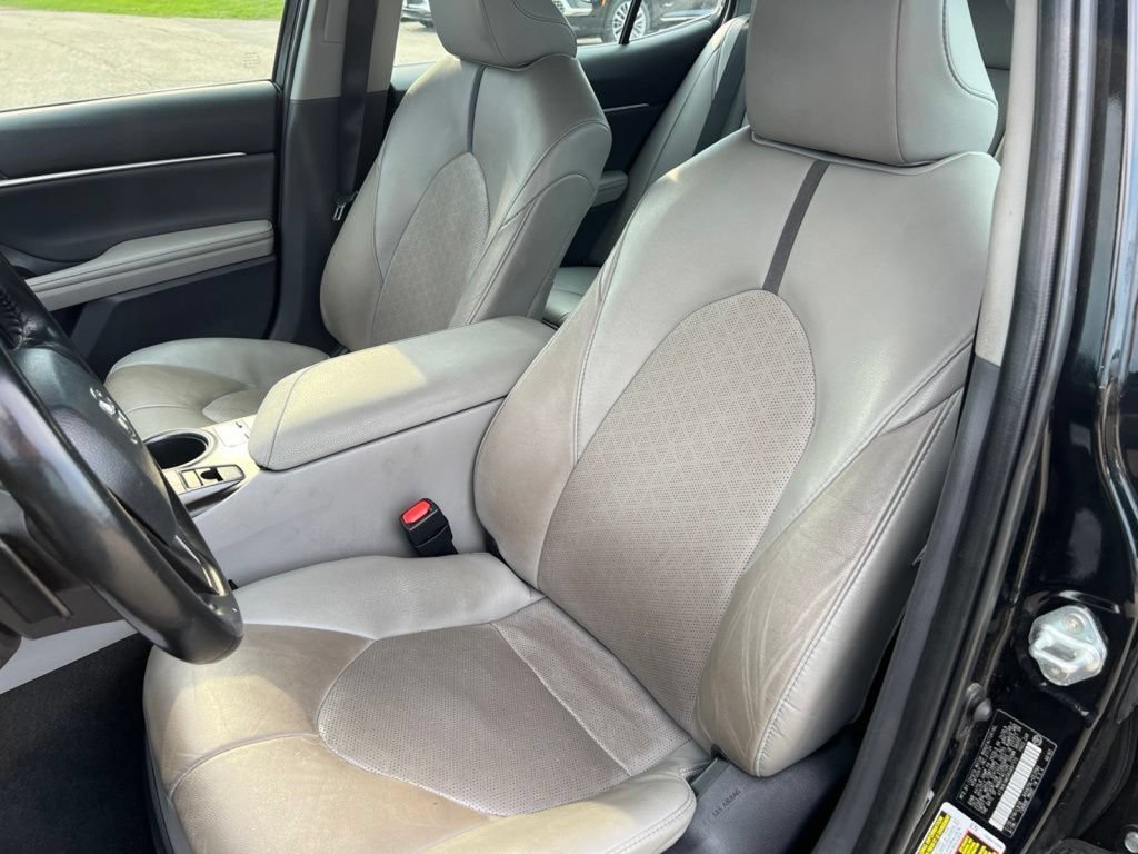 Used 2024 Toyota Camry XSE FWD image 20