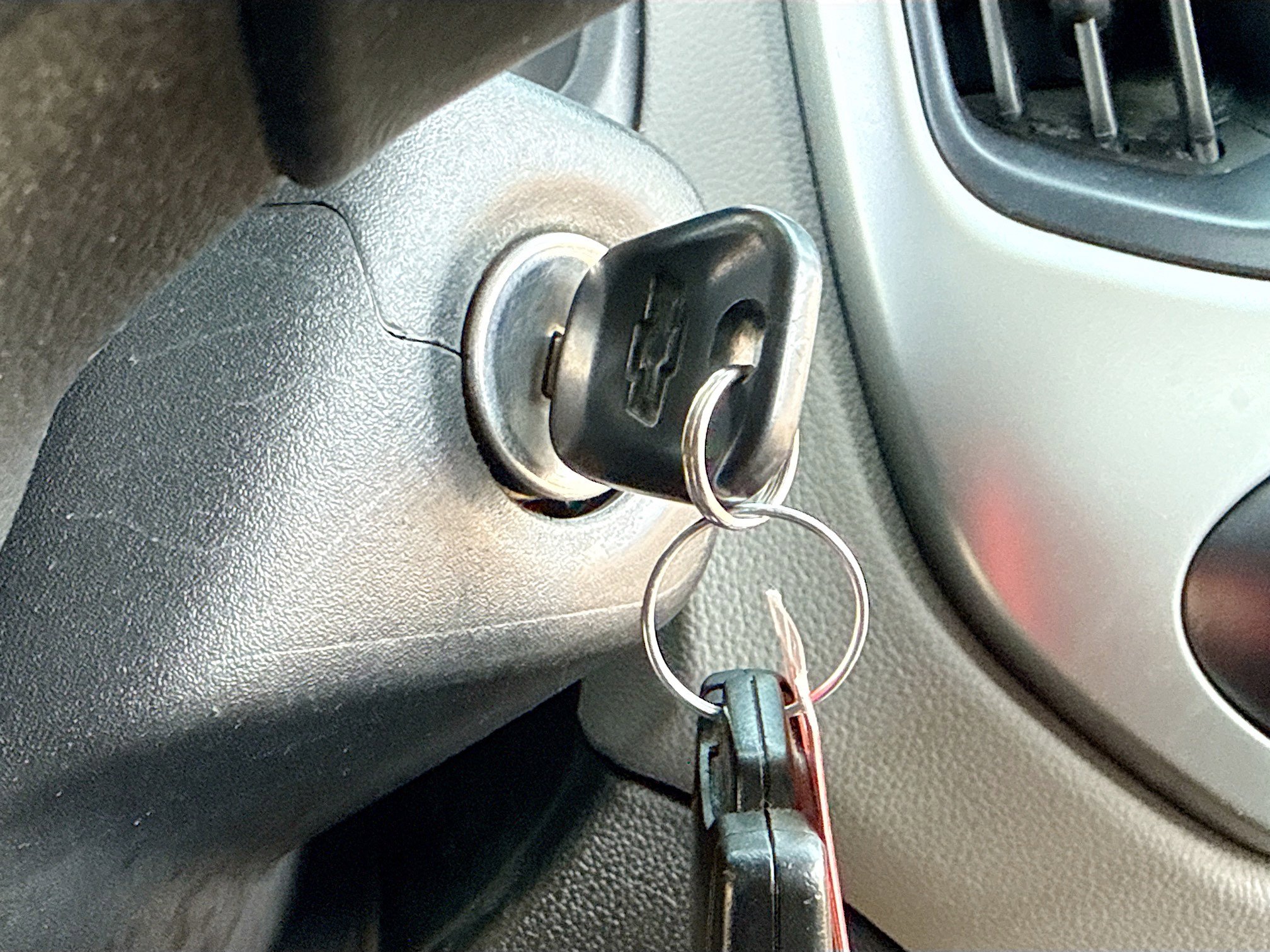 Used 2018 Chevrolet Colorado LT w/ LT Convenience Package image 9