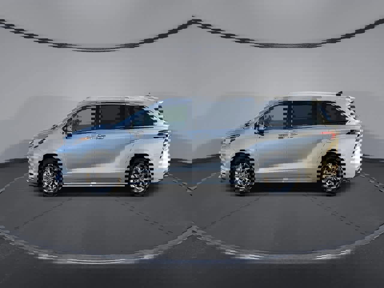 Certified 2023 Toyota Sienna XLE image 5