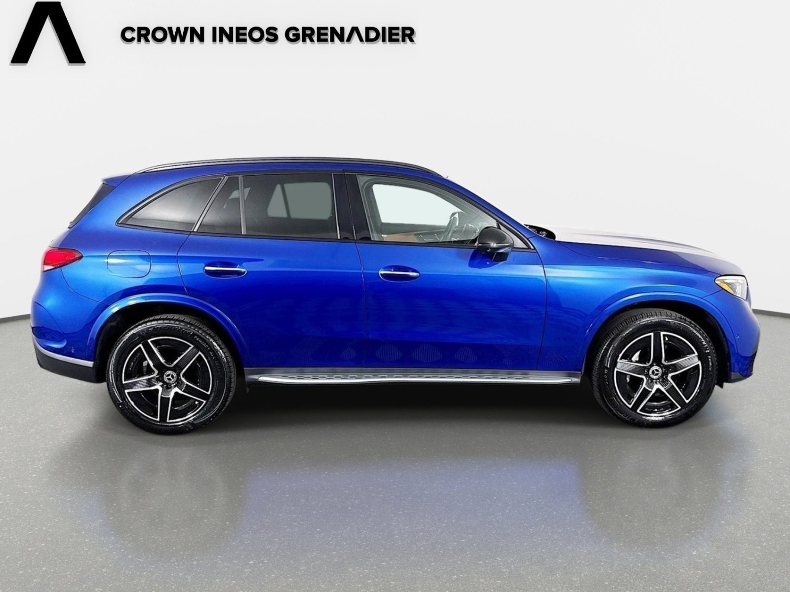Used 2023 Mercedes-Benz GLC 300 4MATIC image 4
