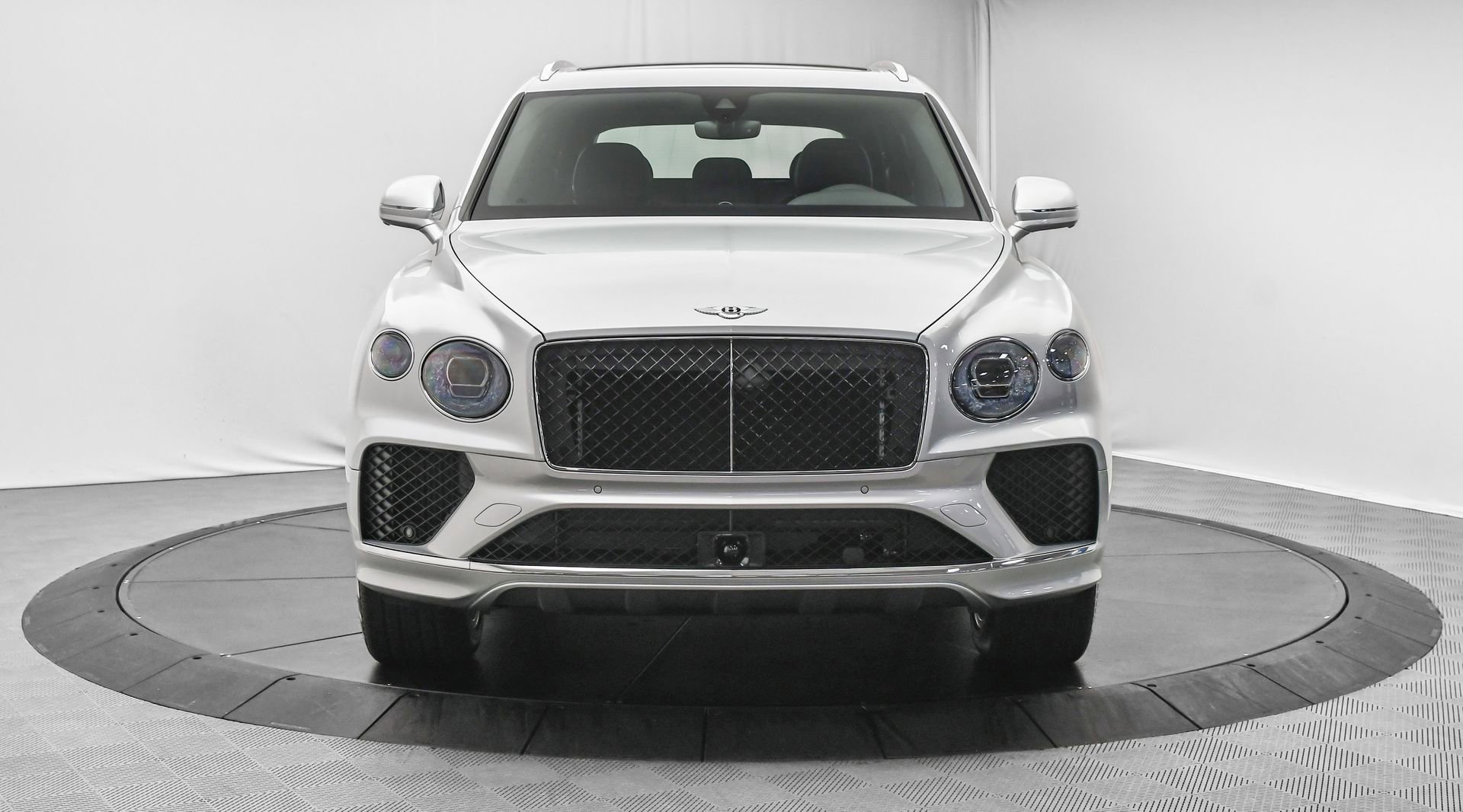 New 2025 Bentley Bentayga image 7