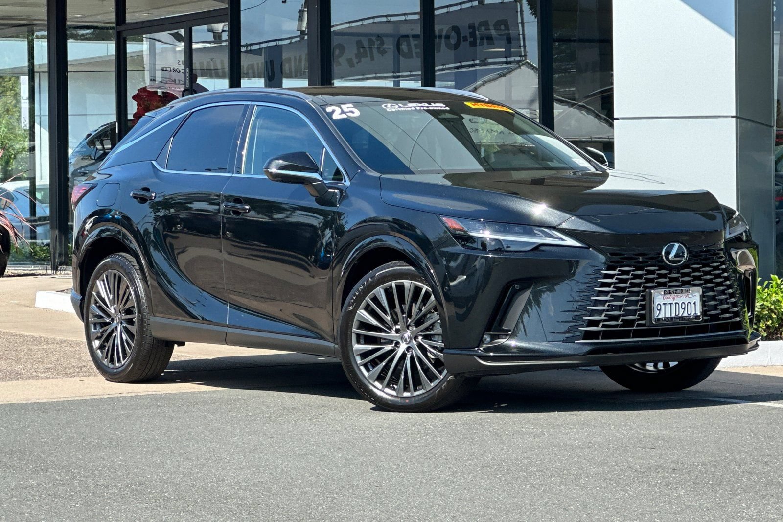 Used 2025 Lexus RX 450h AWD w/ Convenience Package image 2