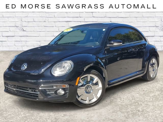Used 2019 Volkswagen Beetle 2.0T SE image 1