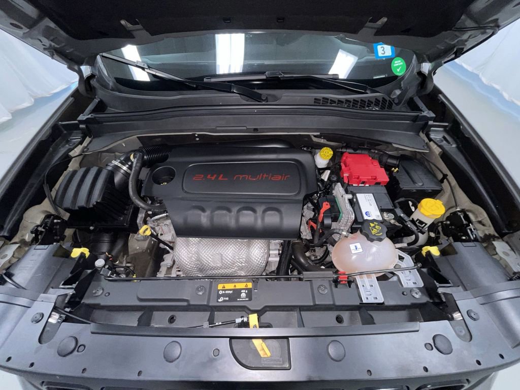 Used 2020 Jeep Renegade Altitude image 17