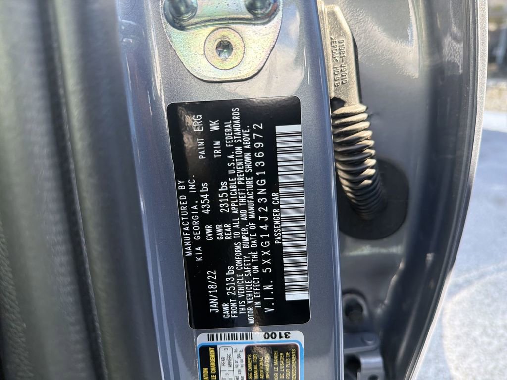 Used 2022 Kia K5 LXS image 31