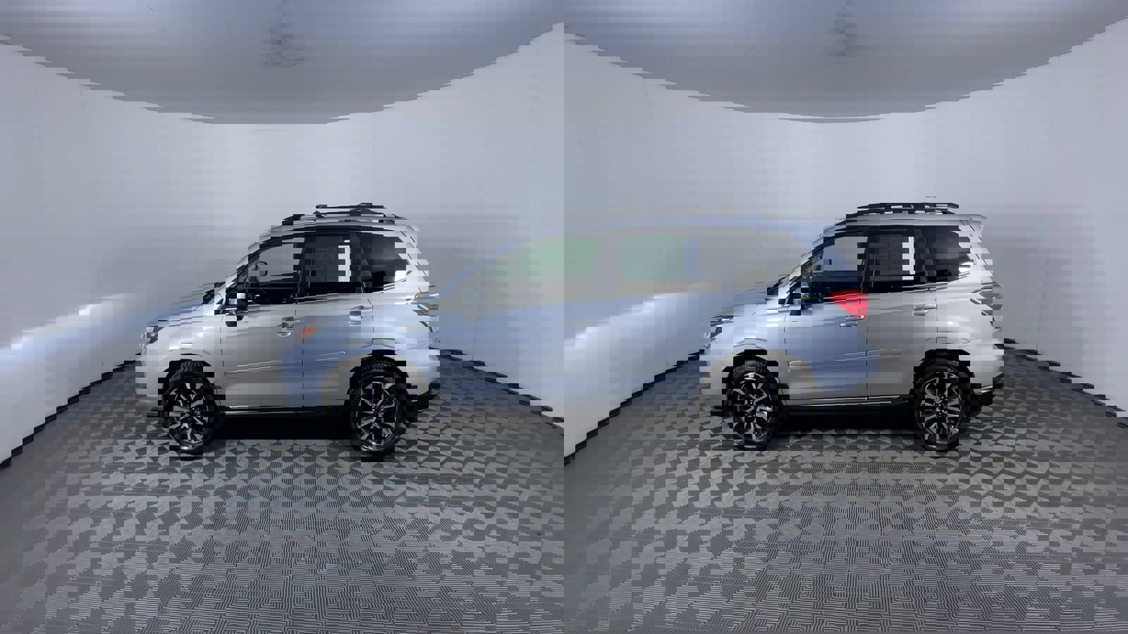 Used 2018 Subaru Forester 2.0XT Touring image 6