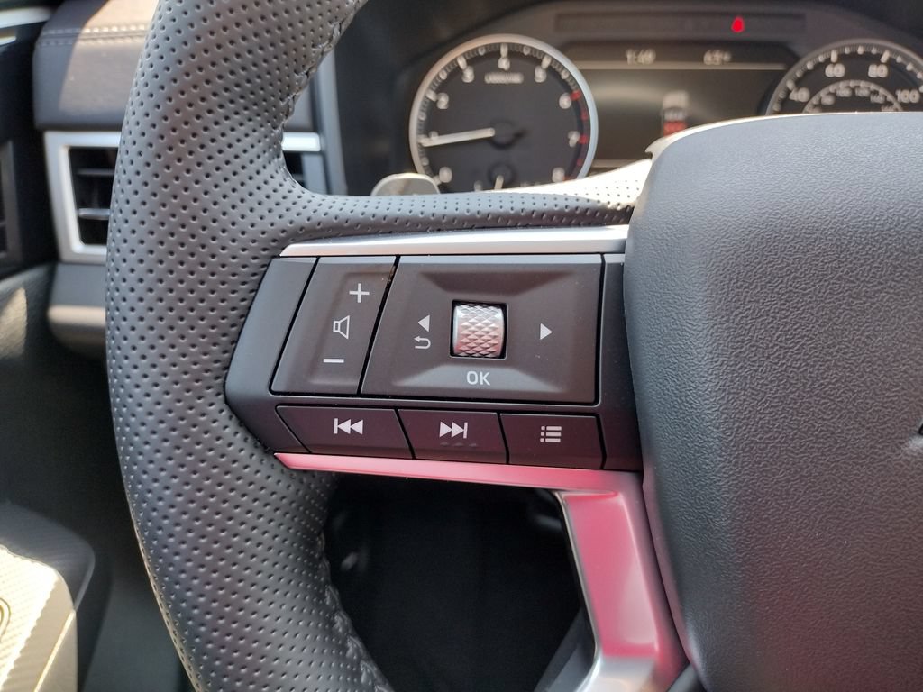 New 2026 Mitsubishi Outlander AWD image 29