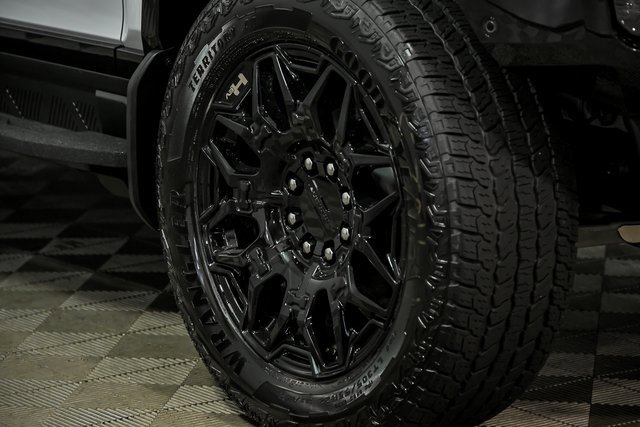 New 2026 GMC Hummer EV SUV w/ LPO, Sport Package image 3